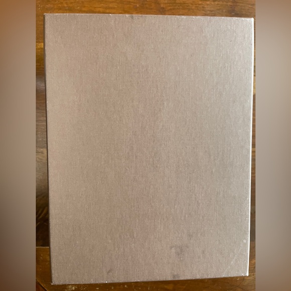 9” x 12” Louis Vuitton box - Picture 5 of 6